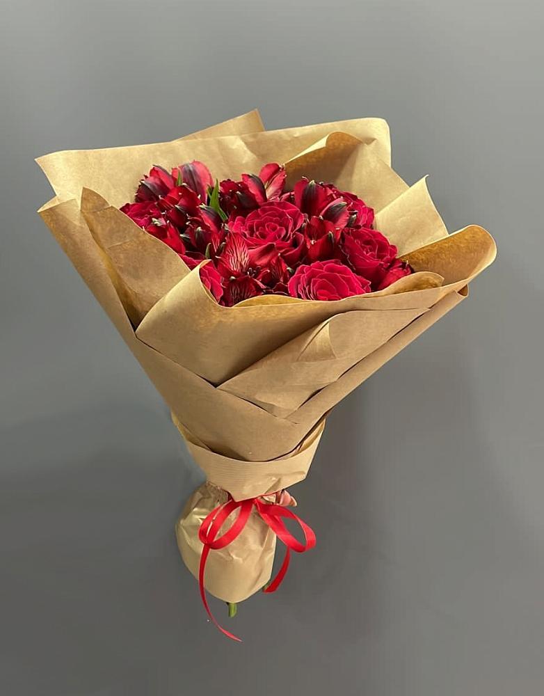 Букет цветов из: Альстромерии и Розы в Дальнем Константиново