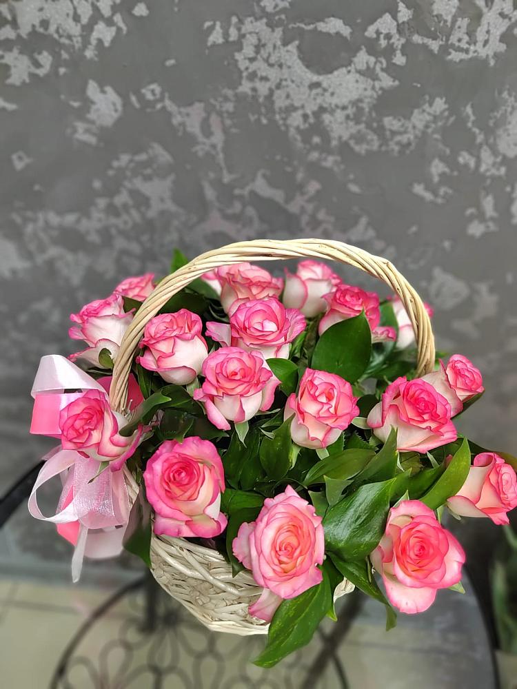 Цветочная композиция из Розы в корзине в Дальнем Константиново