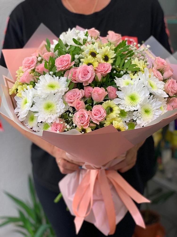 Букет цветов из: Розы и Хризантемы в Дальнем Константиново