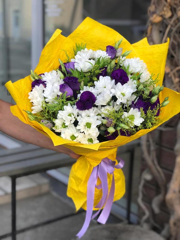 Букет цветов из: Ирисы, Хризантемы и Ромашки в Дальнем Константиново