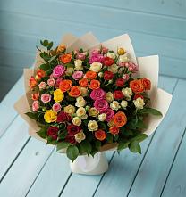 Букет Микс из разноцветных кустовых роз в Дальнем Константиново